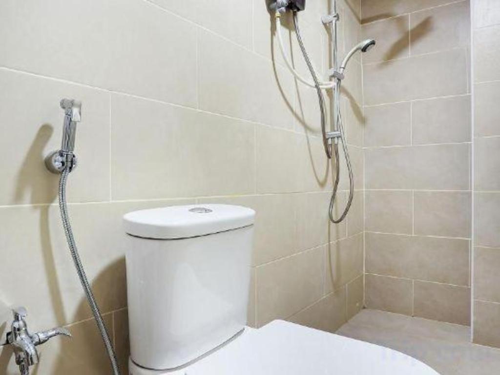 Oyo 89387 Sun Keerana Hotel Кланг Екстериор снимка
