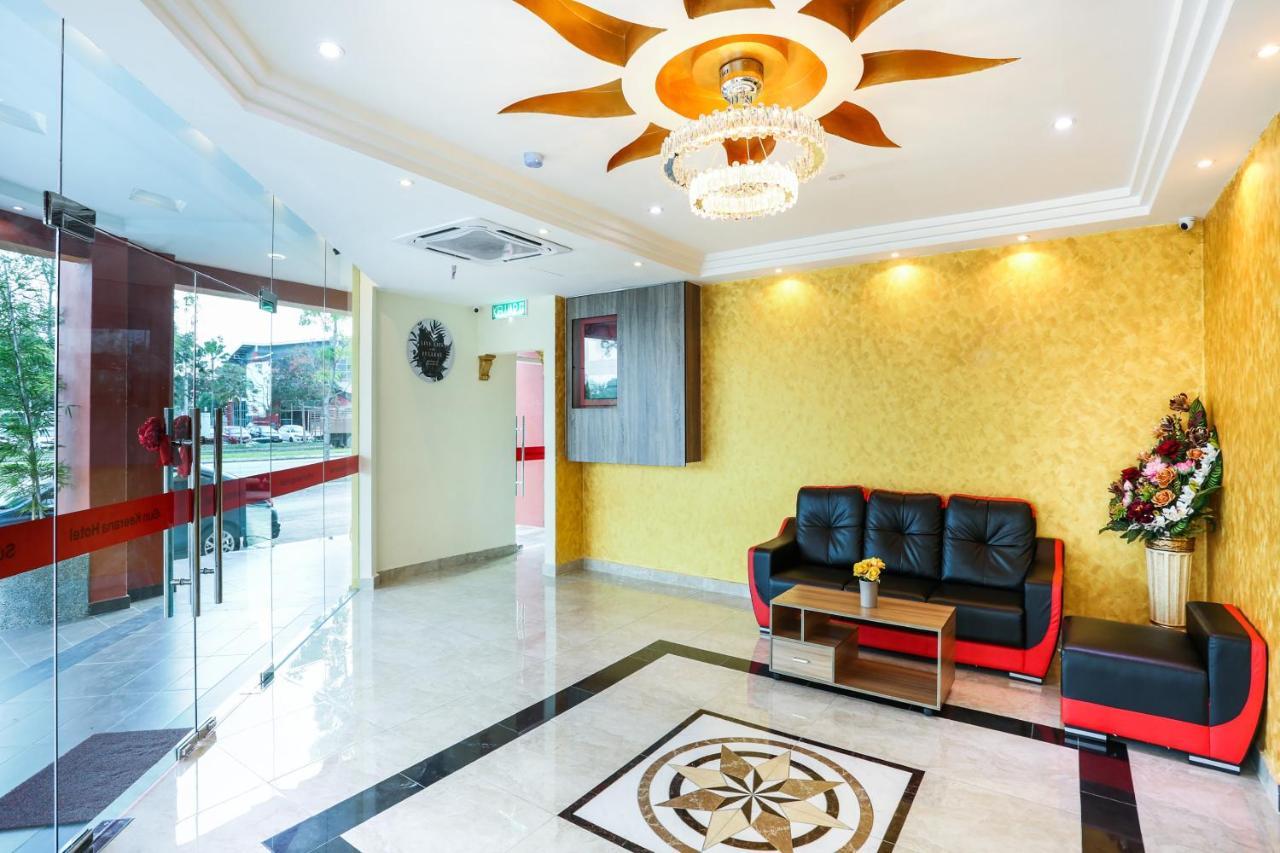 Oyo 89387 Sun Keerana Hotel Кланг Екстериор снимка